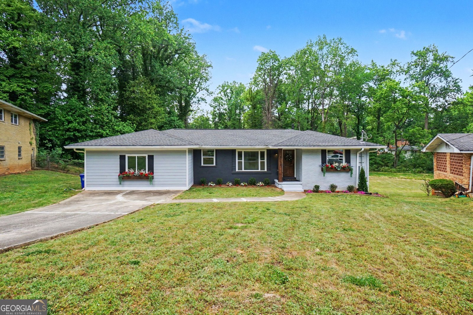 3152 Columbia Woods Drive Decatur - Photo 1