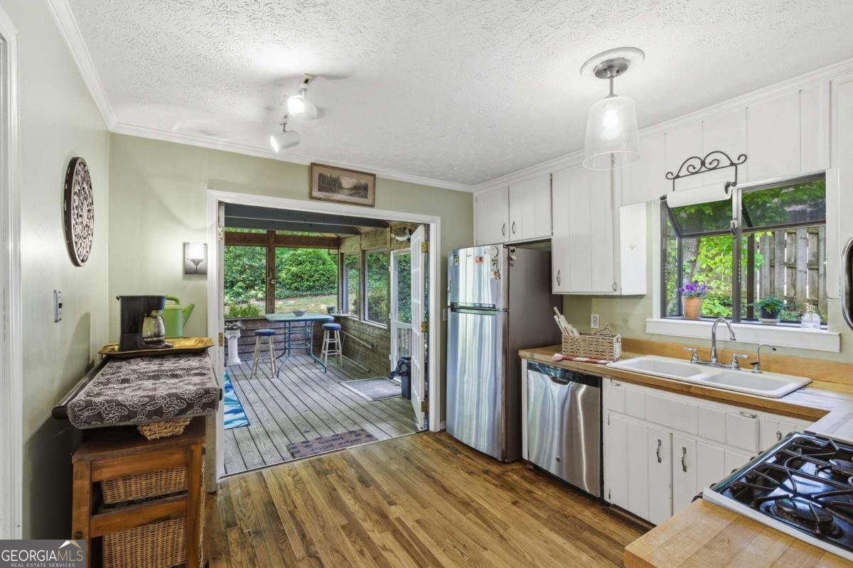 2894 Mcpherson Road Roswell - Photo 15