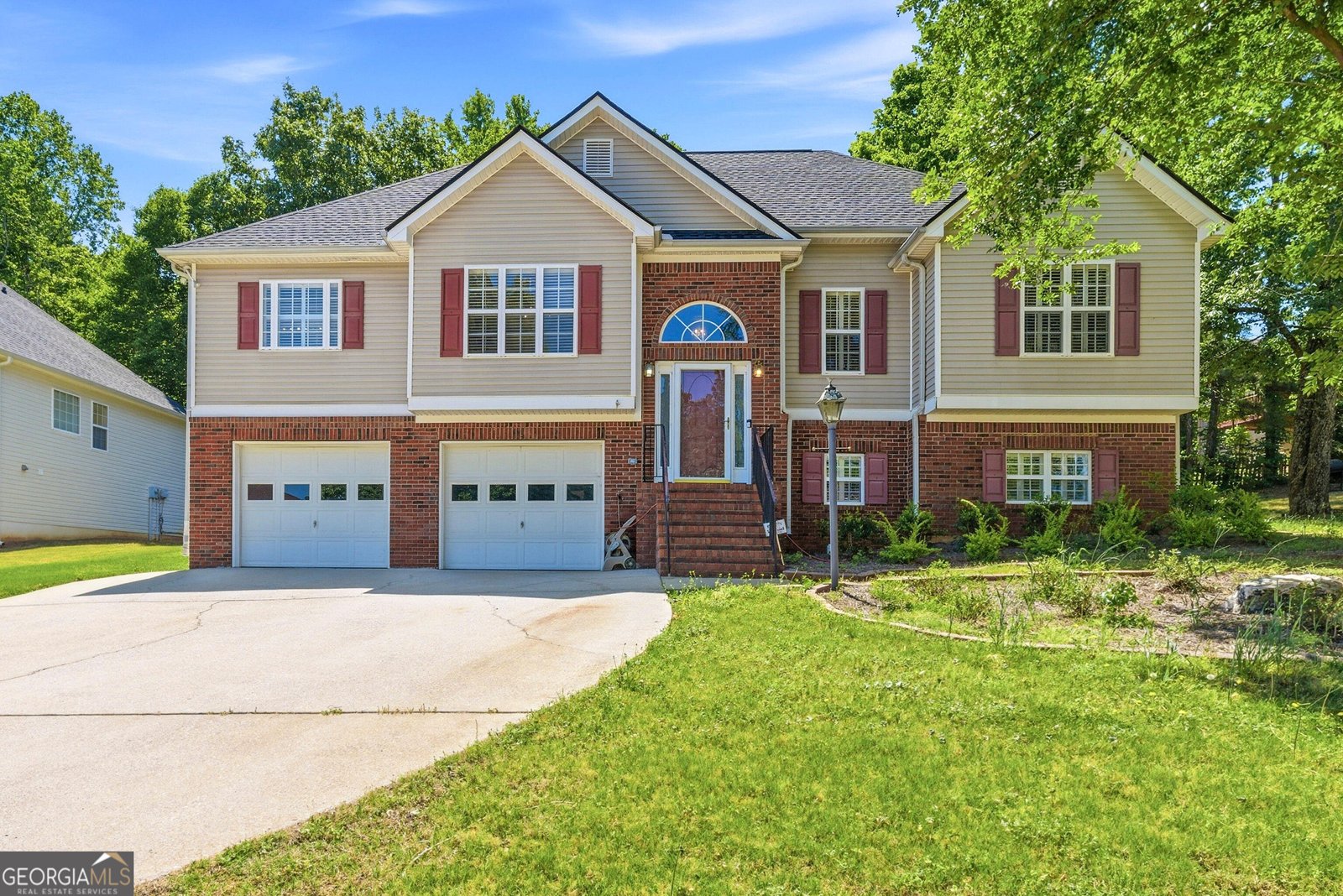 2403 Bluff Creek Overlook Douglasville - Photo 1