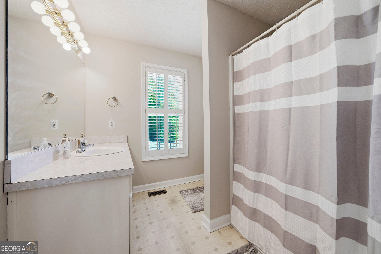 2403 Bluff Creek Overlook Douglasville - Photo 7