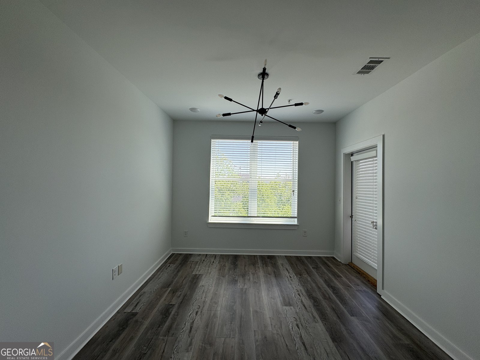 525 Parkway Drive Atlanta - Photo 9