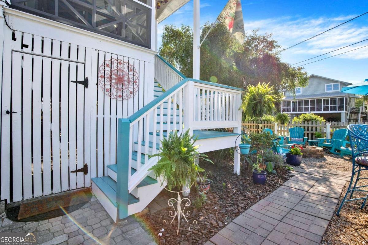 1102 Lovell Avenue Tybee Island - Photo 6