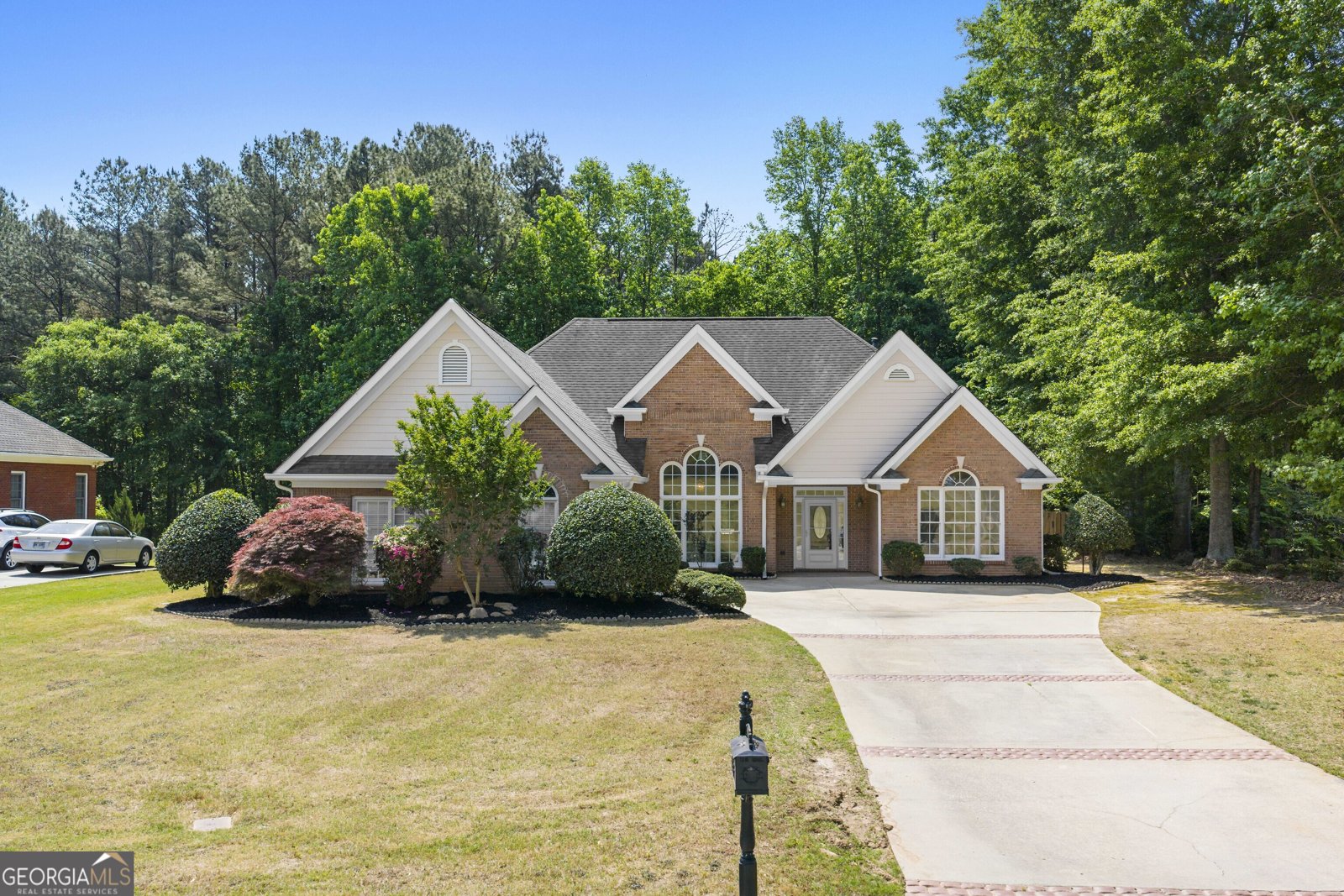 681 Templeton Drive Loganville - Photo 1