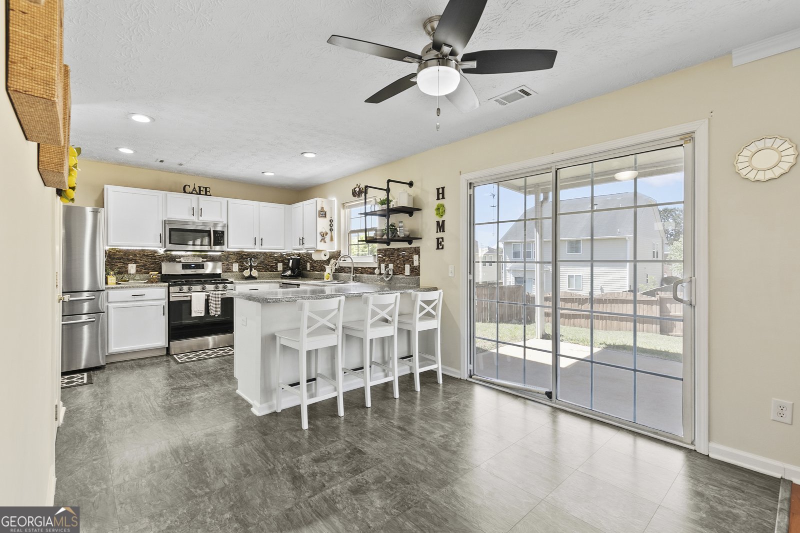 646 Hawthorn Lane Grayson - Photo 7