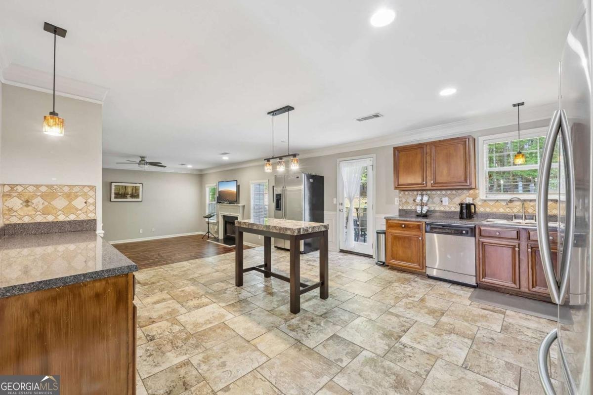 1943 Tulip Petal Road Auburn - Photo 12