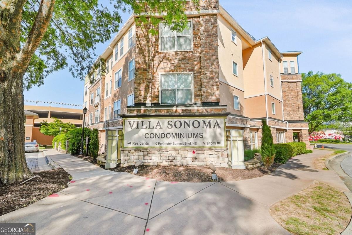 10 Perimeter Summit Boulevard Brookhaven - Photo 19