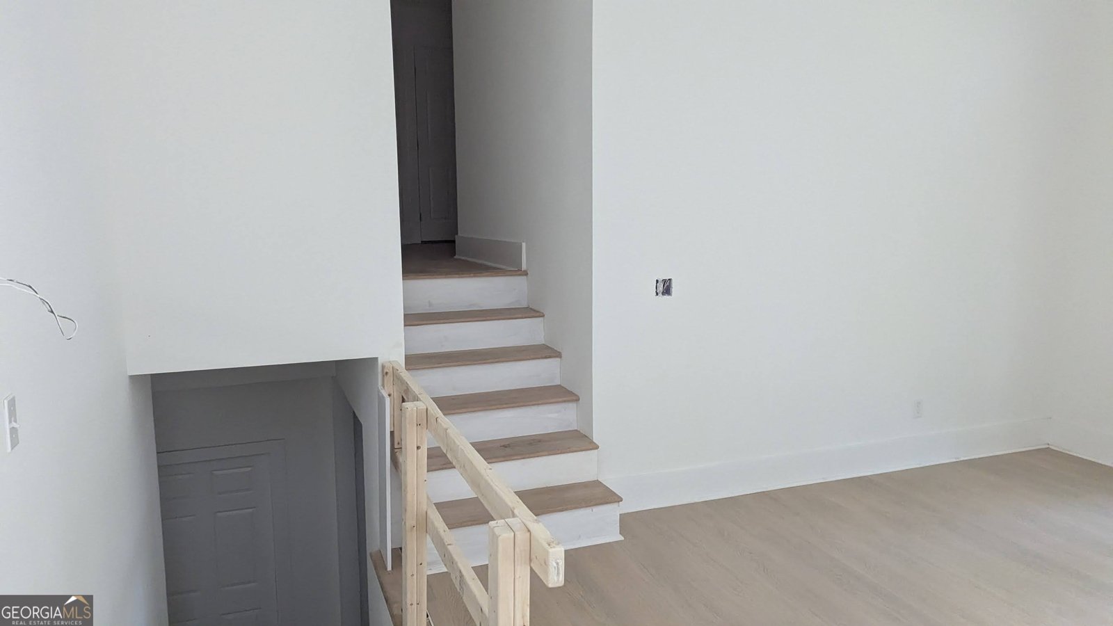 211 Marquis Court Lilburn - Photo 7