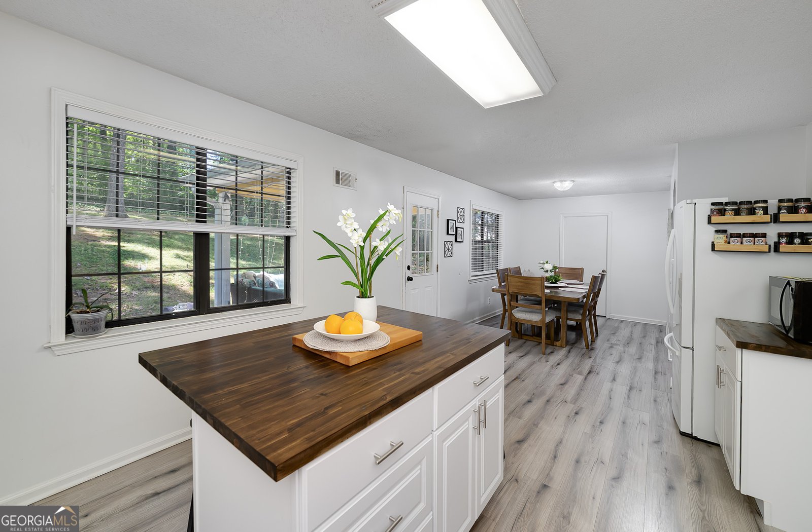 105 Bobolink Drive Stockbridge - Photo 11