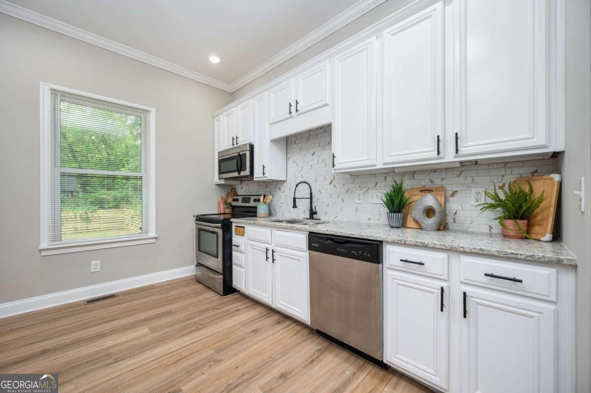 1055 Victory Drive Atlanta - Photo 10