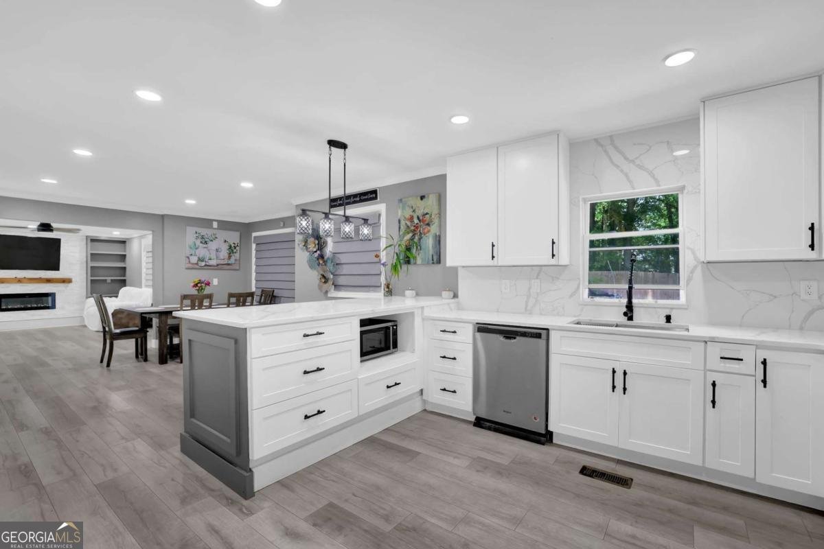 1895 Meadowchase Court Snellville - Photo 7