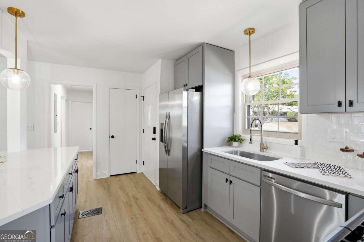 2880 Sherwood Road Smyrna - Photo 6