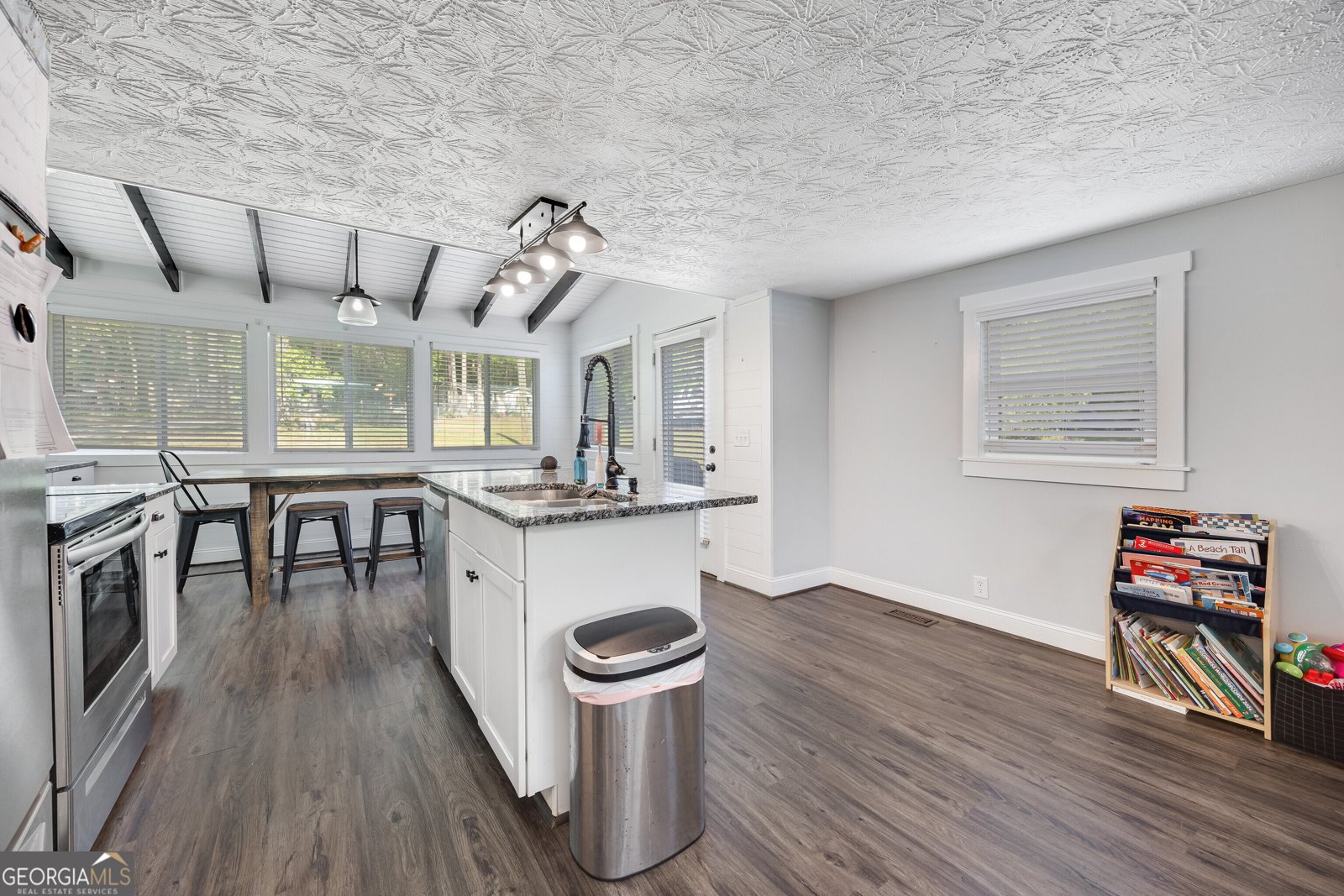 51 Cedar Circle West Point - Photo 6