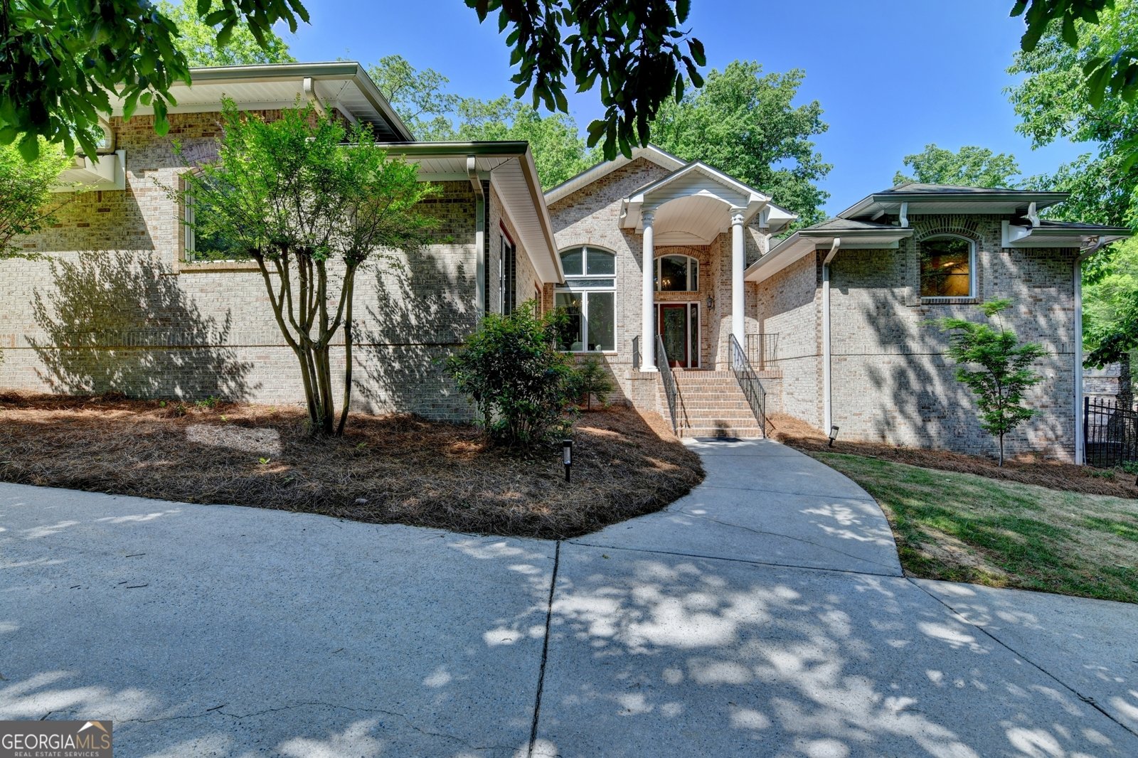 6640 Shady Grove Road Cumming - Photo 1