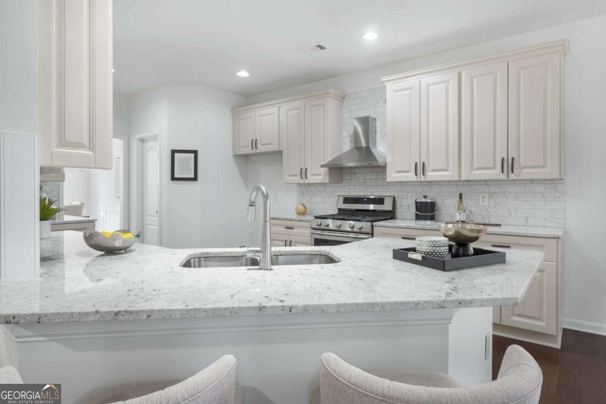 11326 Gates Ter Johns Creek - Photo 18