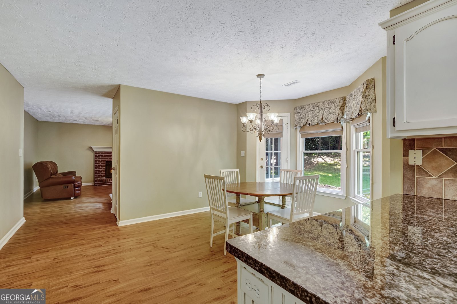 324 Legacy Lane Peachtree City - Photo 13