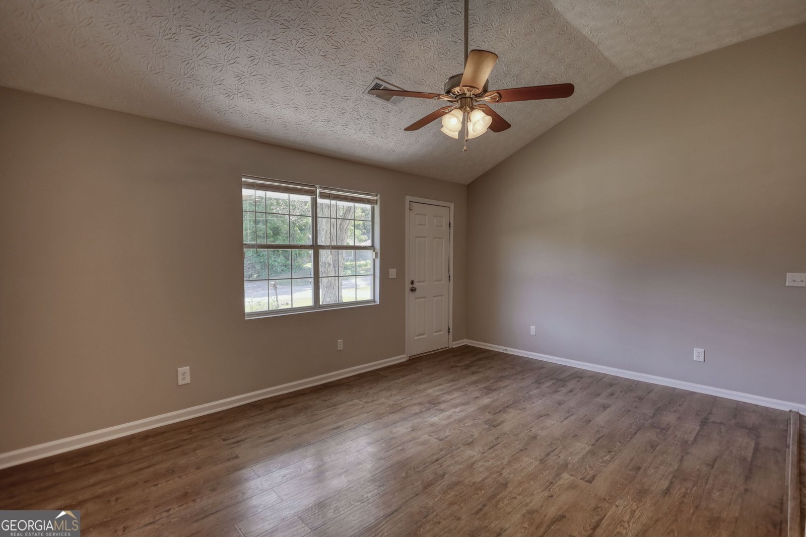 205 Lazy Hollow Ln Covington - Photo 6