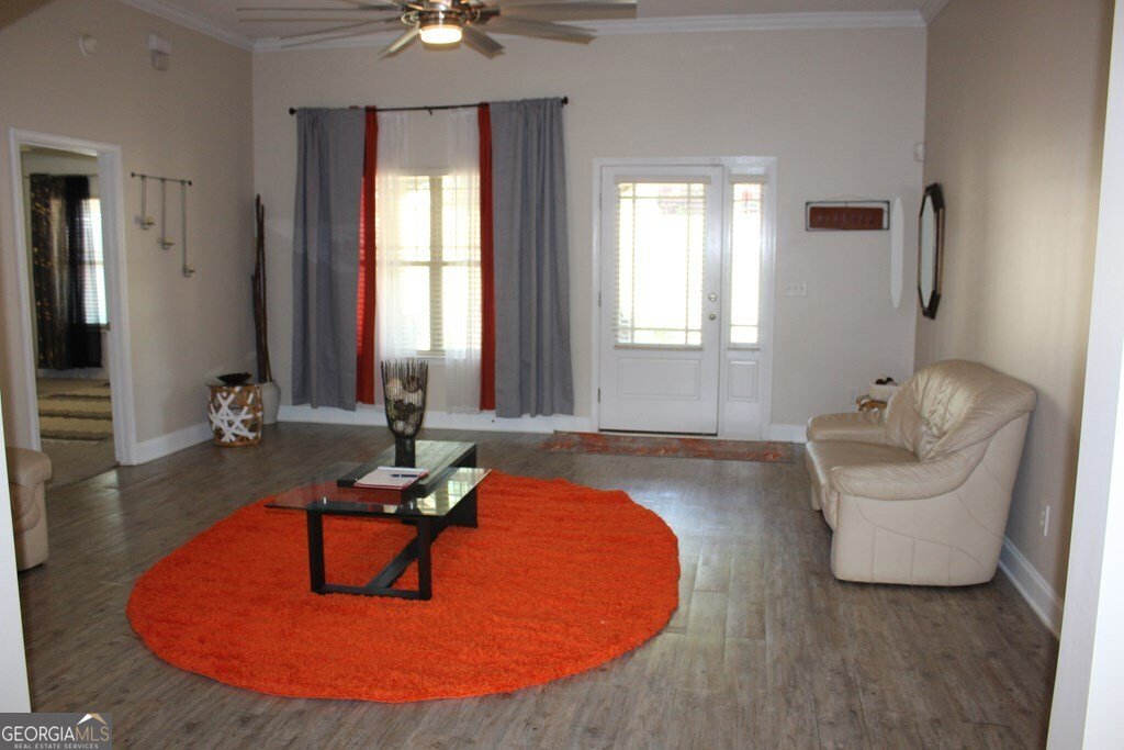Photo 3