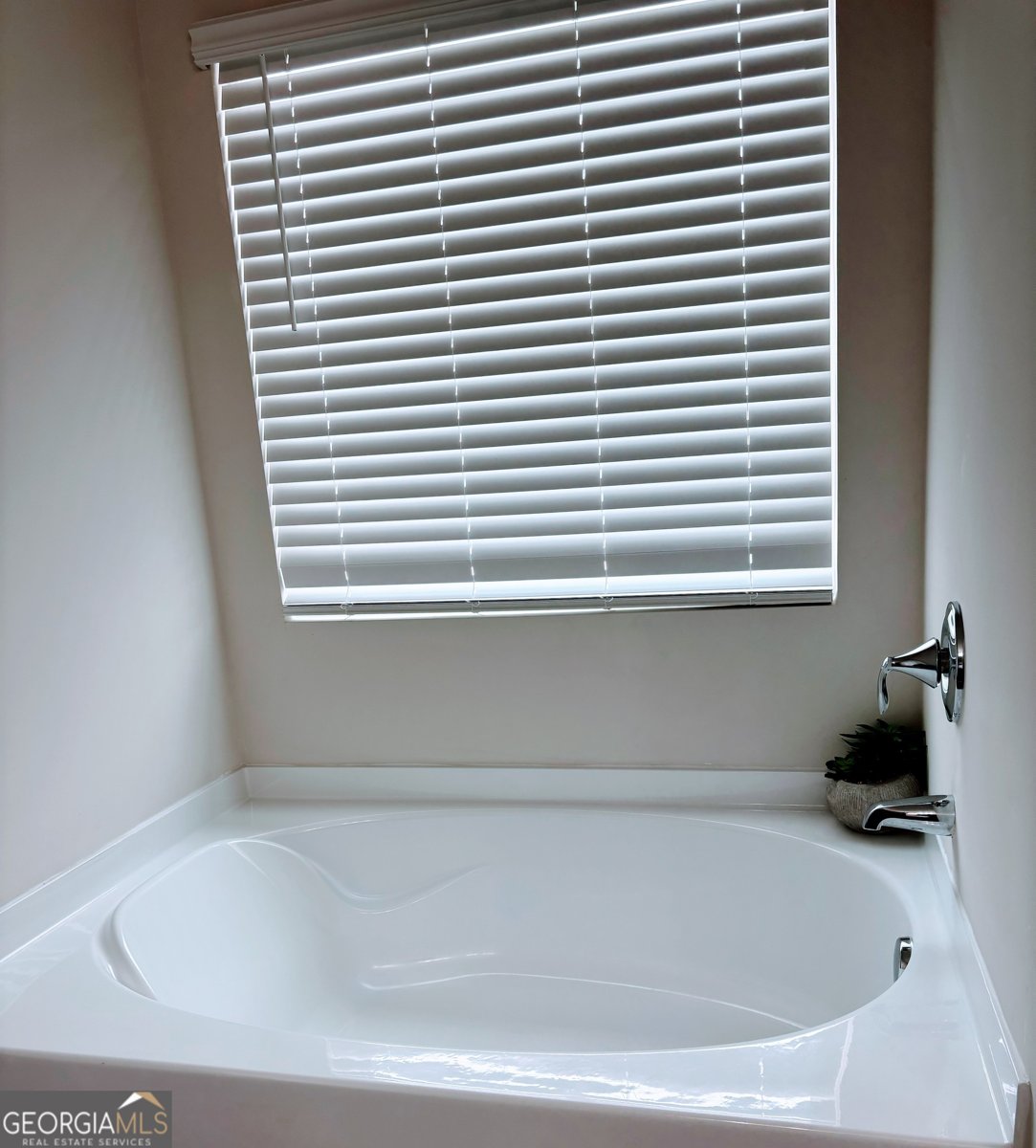 251 Regent Park Hoschton - Photo 14