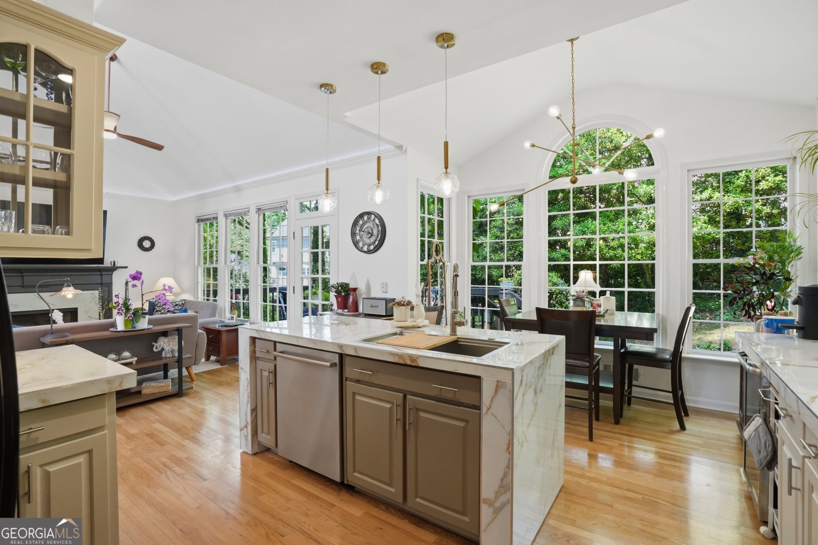 445 Clearlake Place Stone Mountain - Photo 11