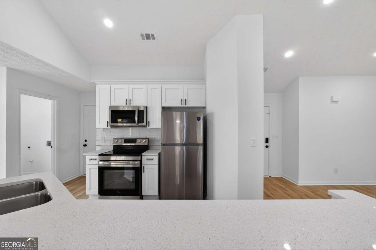 695 Chatham Park Drive Lawrenceville - Photo 10