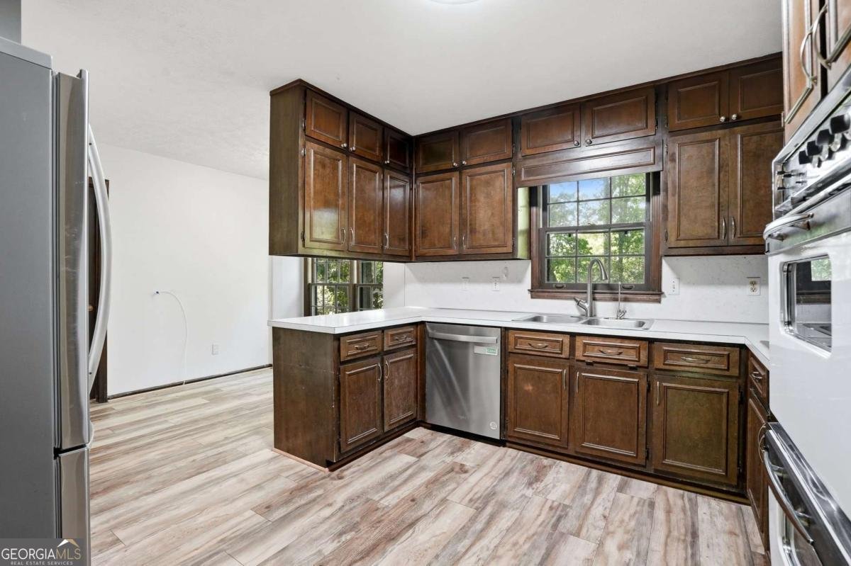 2160 Six Branches Drive Roswell - Photo 23