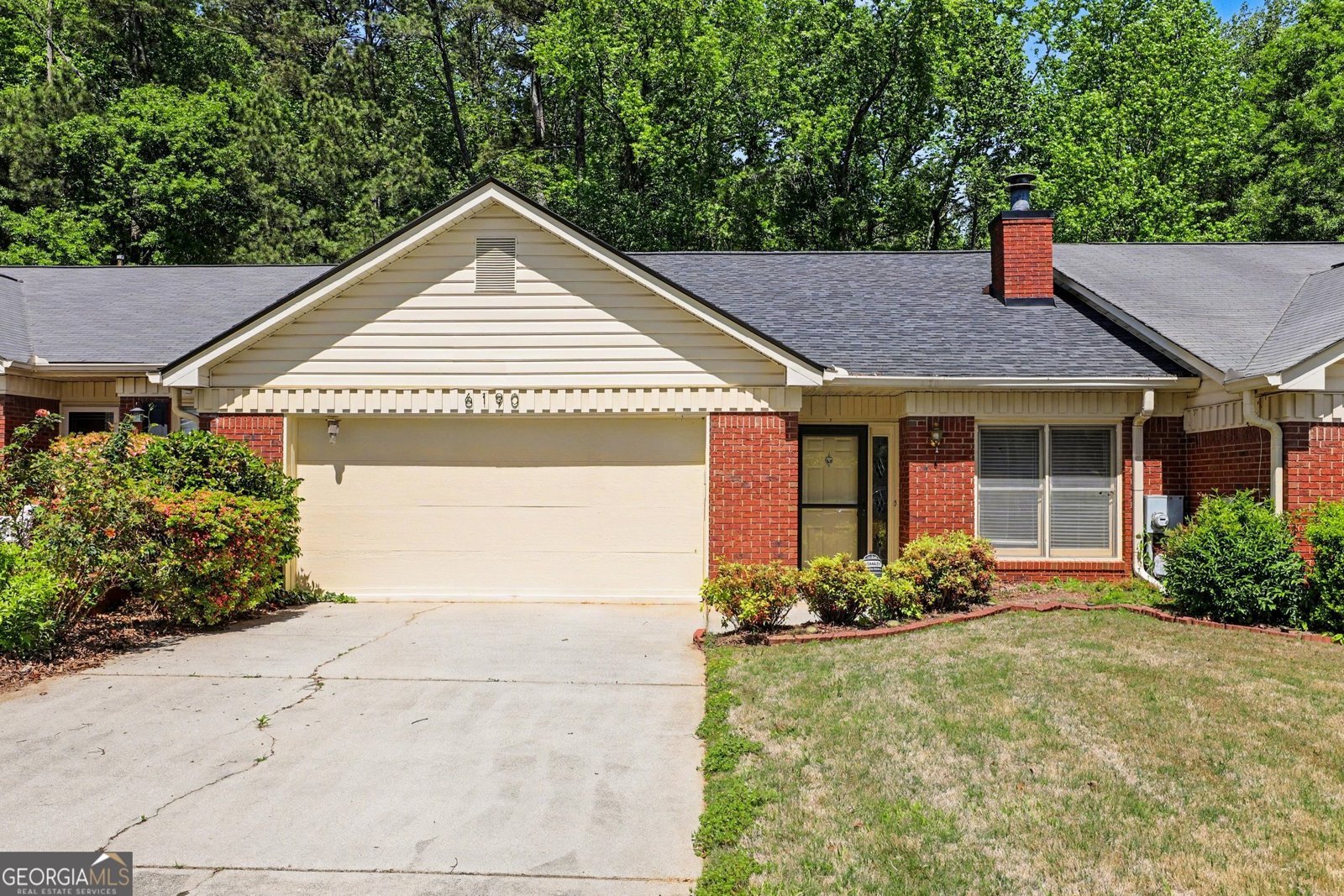6190 Douglas Manor Court Douglasville - Photo 1