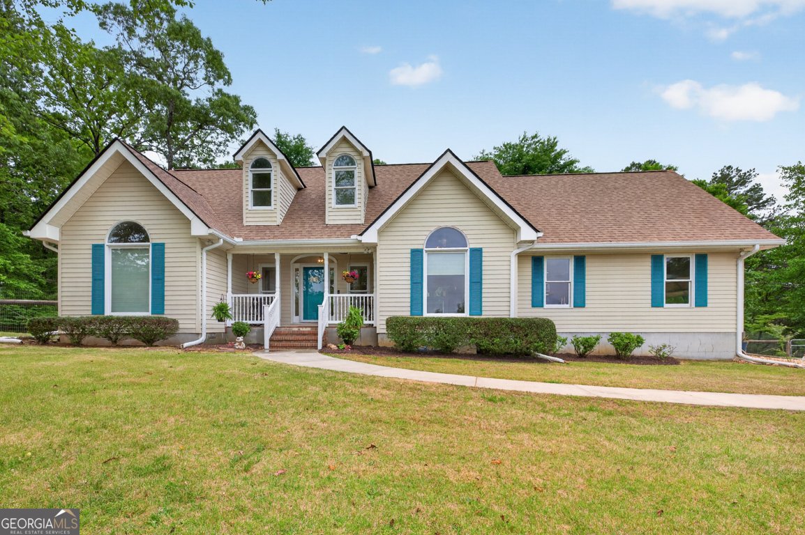 1207 Lakeland Drive Toccoa - Photo 1