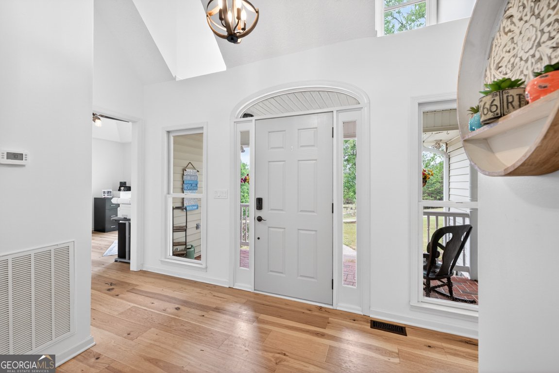 1207 Lakeland Drive Toccoa - Photo 10