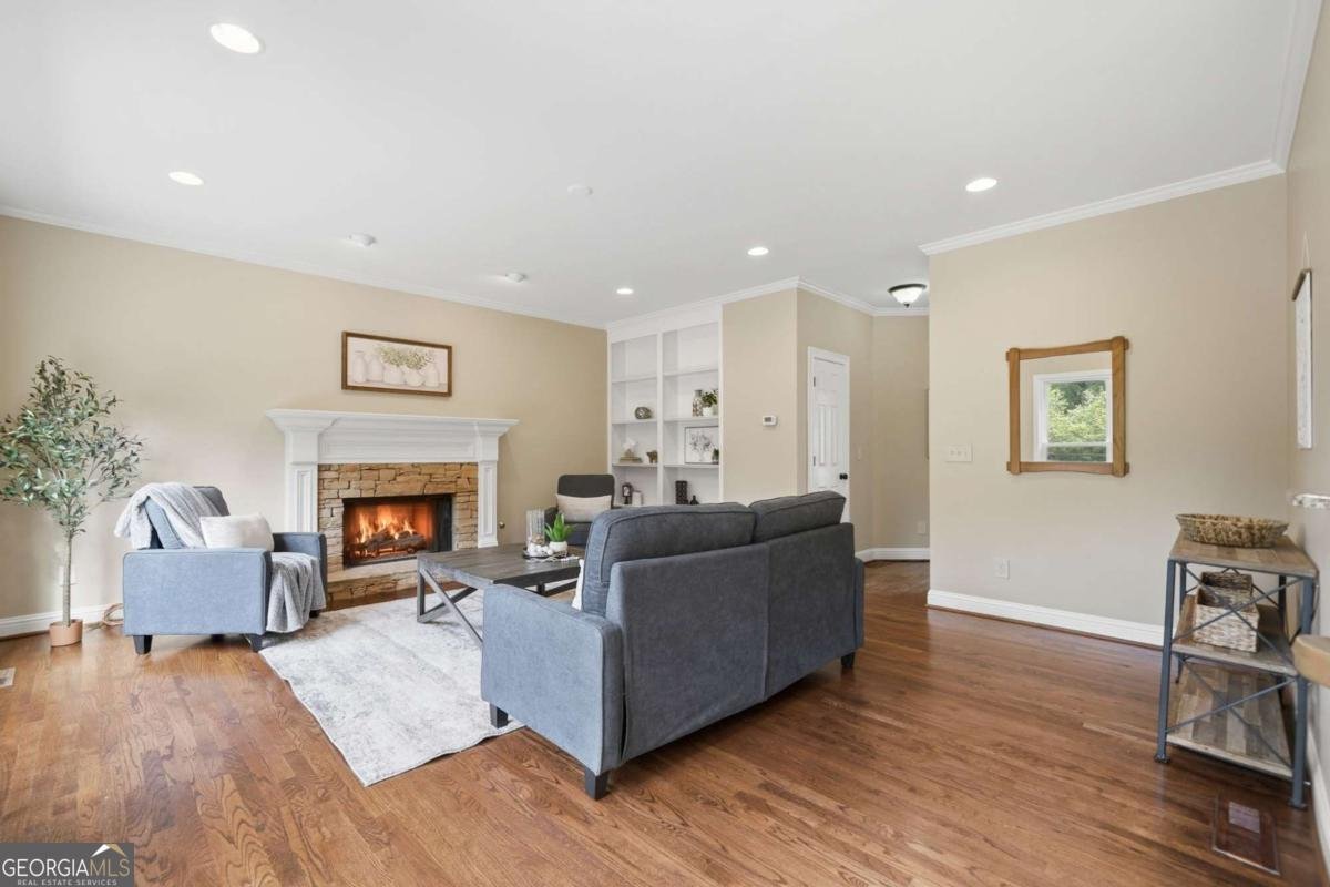 5045 Matthew Meadow Court Alpharetta - Photo 12