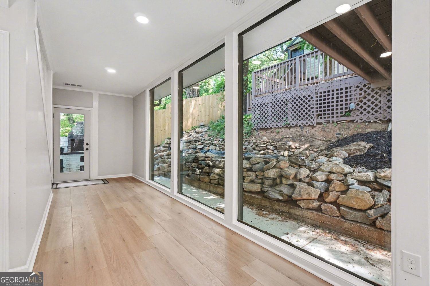 2828 Cloverhurst Drive Atlanta - Photo 13