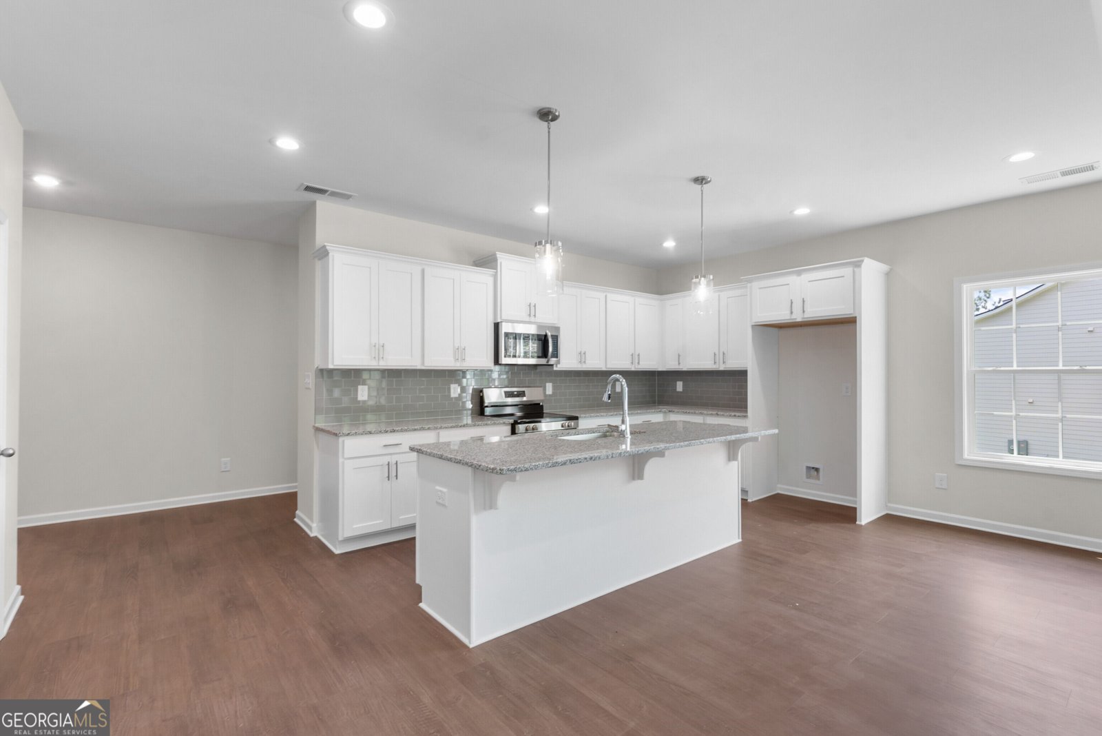1046 Sun Valley Court Macon - Photo 12