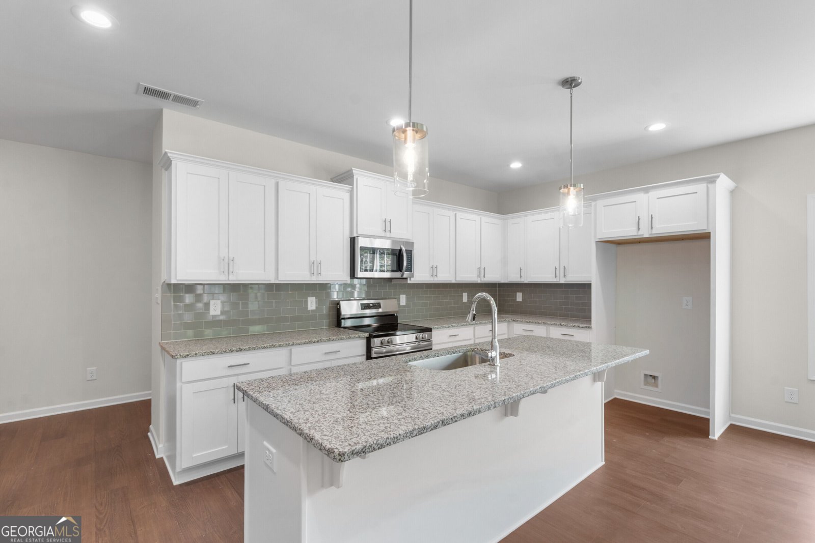 1046 Sun Valley Court Macon - Photo 13