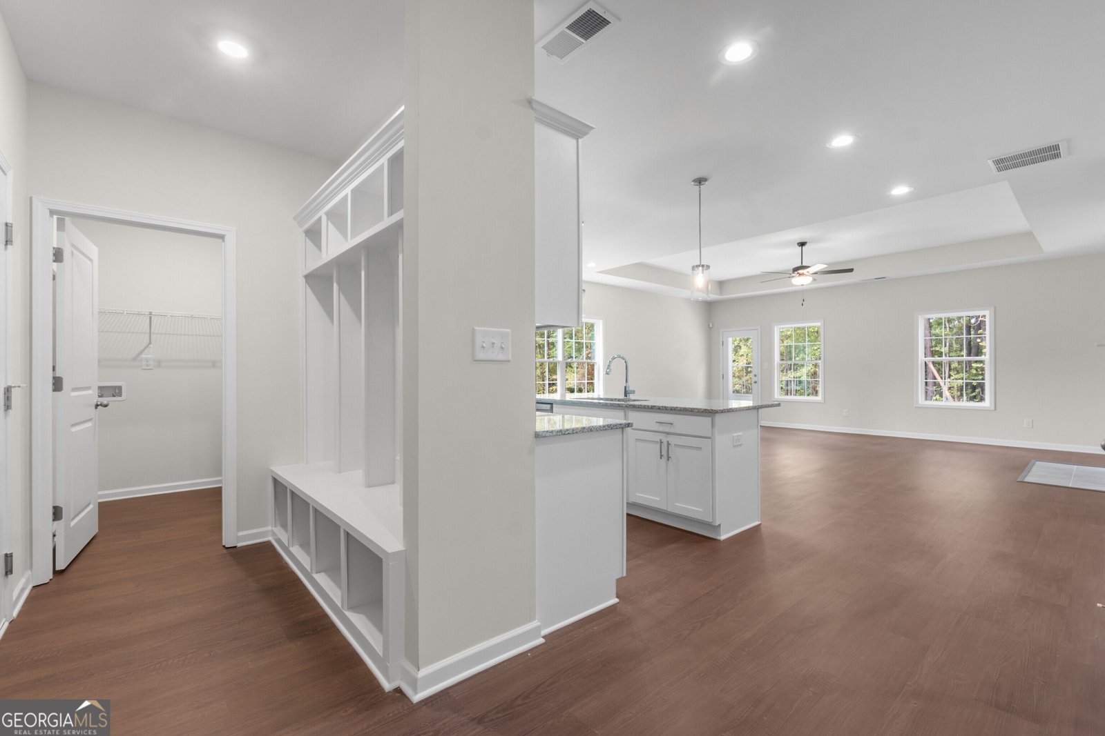 1046 Sun Valley Court Macon - Photo 8