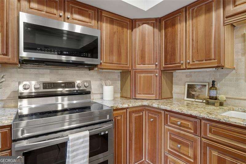 413 The North Chace Sandy Springs - Photo 14