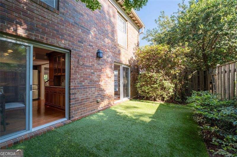 413 The North Chace Sandy Springs - Photo 23