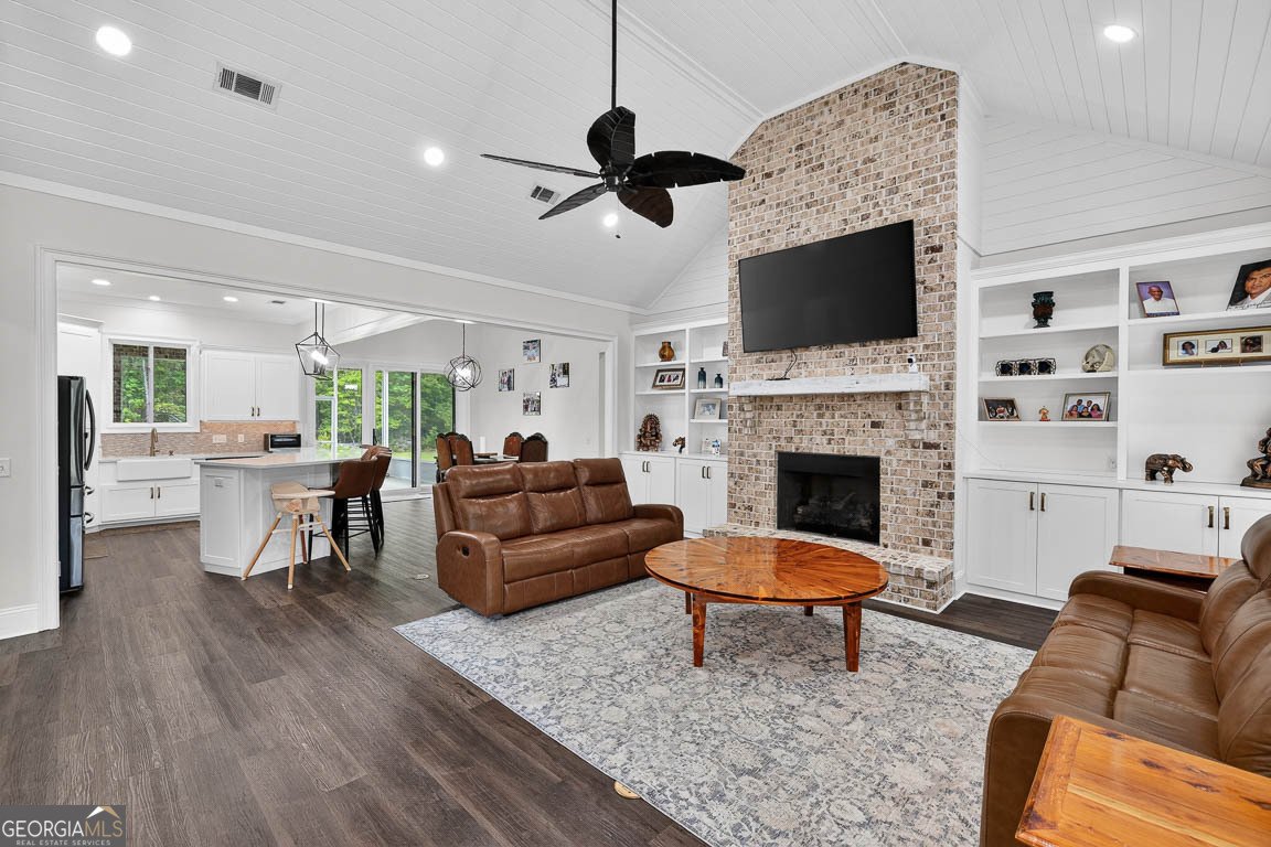 211 Sanford Drive Waverly - Photo 9