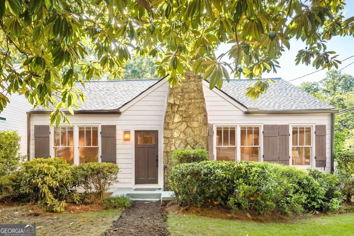 749 Stokeswood Avenue Atlanta - Photo 1