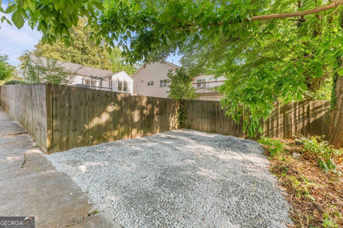 749 Stokeswood Avenue Atlanta - Photo 20