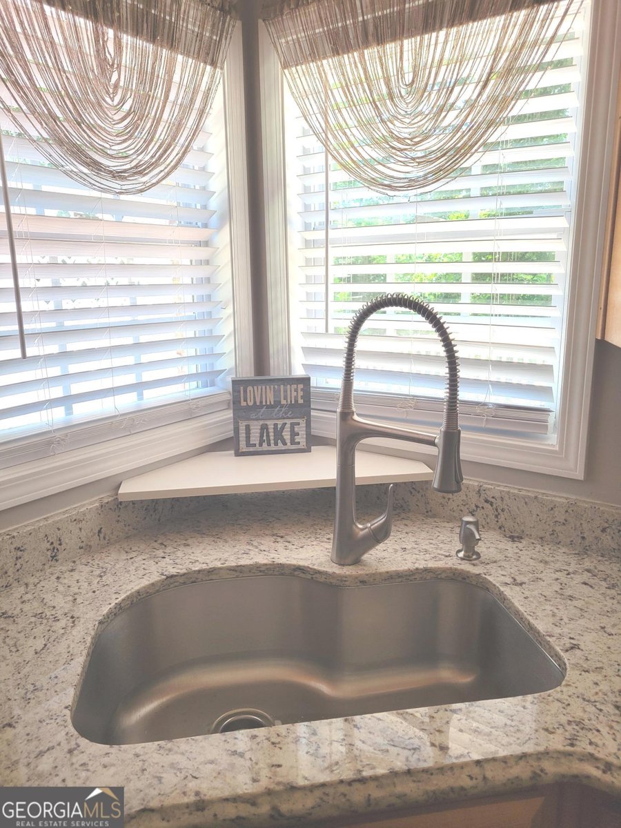 190 Baywatch Circle Fayetteville - Photo 6