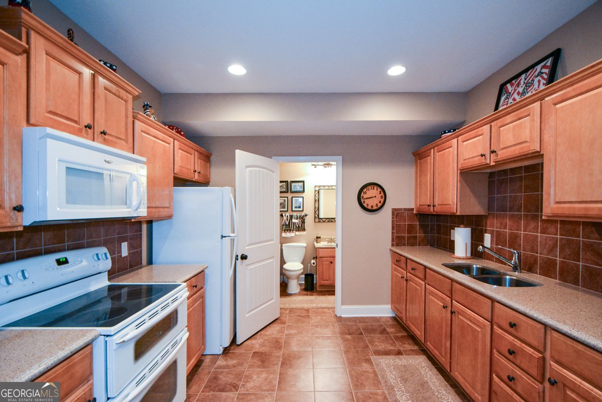 4332 CHESTERFIELD Court Buford - Photo 49