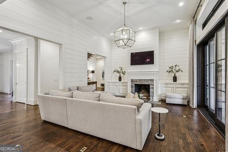 305 Forrest Lake Drive Sandy Springs - Photo 12