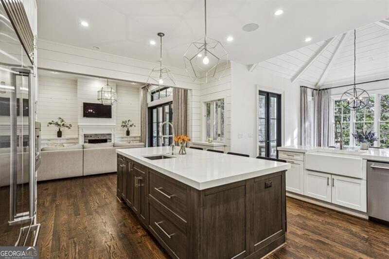 305 Forrest Lake Drive Sandy Springs - Photo 17