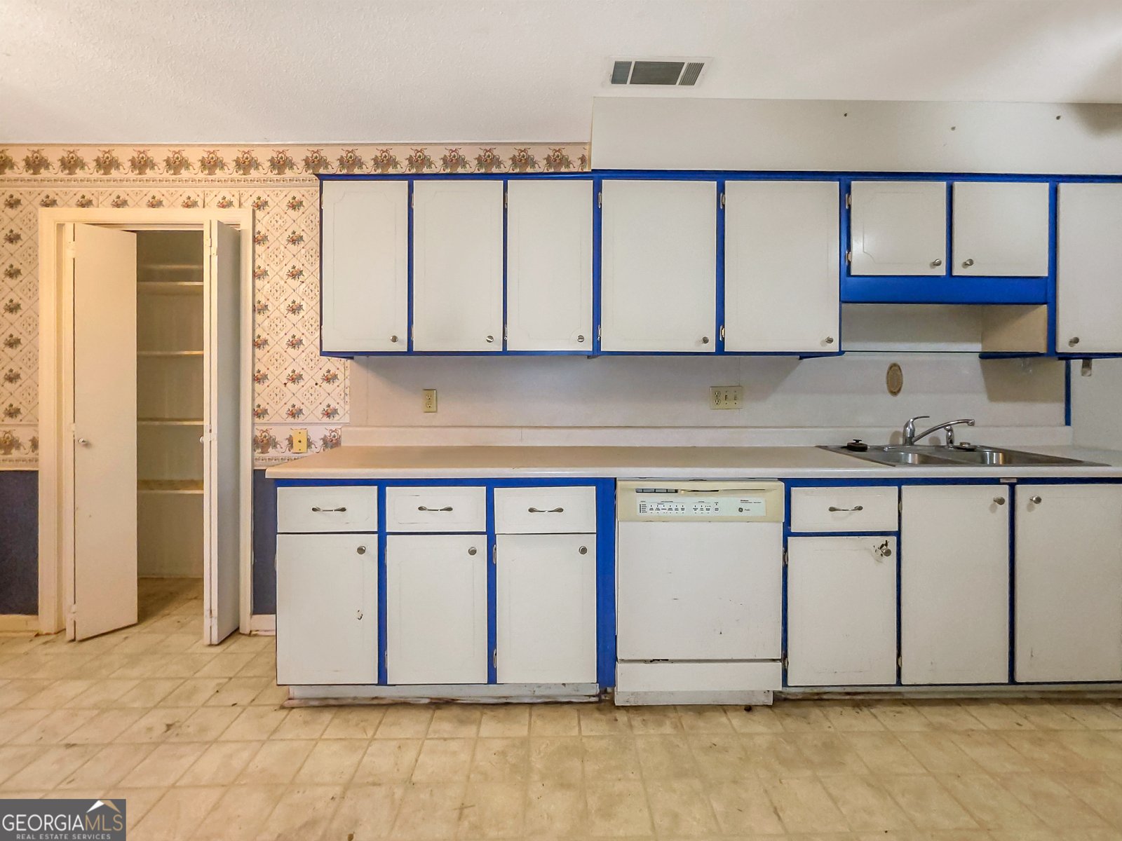 203 Debbie Drive Statesboro - Photo 13