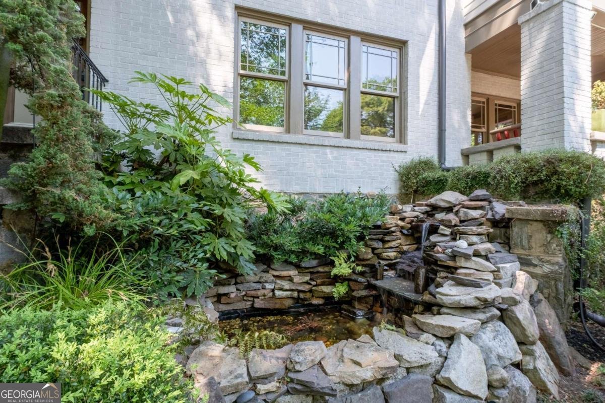 904 Charles Allen Drive Atlanta - Photo 6