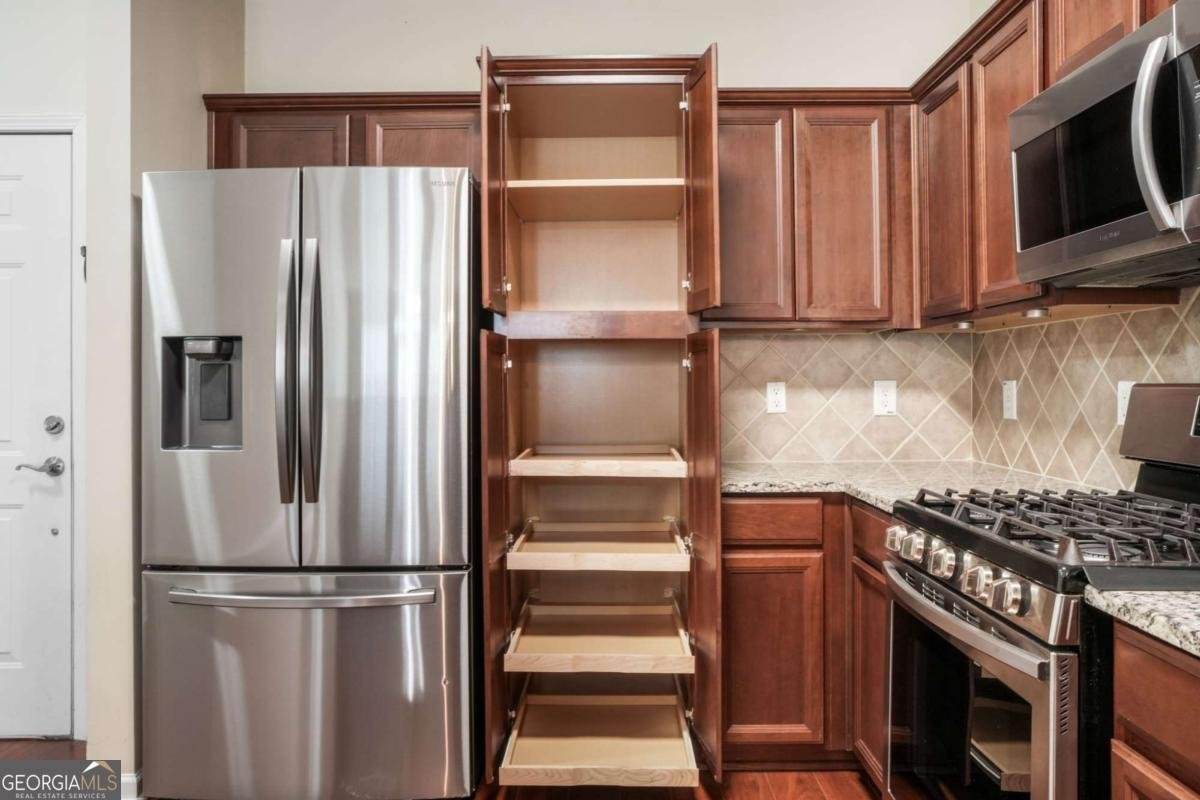 4805 Village Way Smyrna - Photo 12