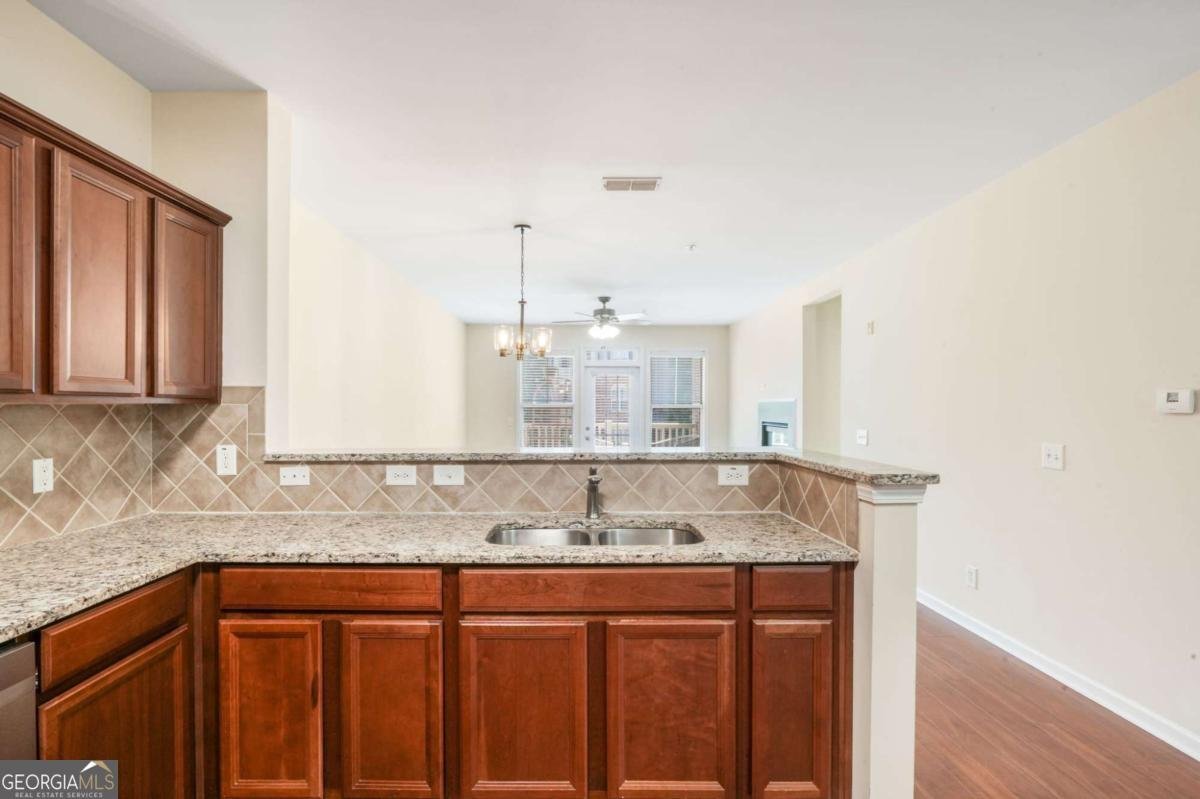 4805 Village Way Smyrna - Photo 13