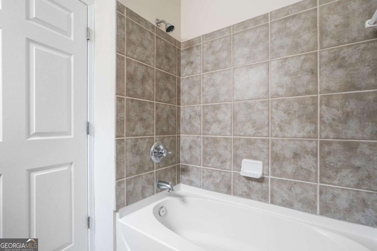 4805 Village Way Smyrna - Photo 28