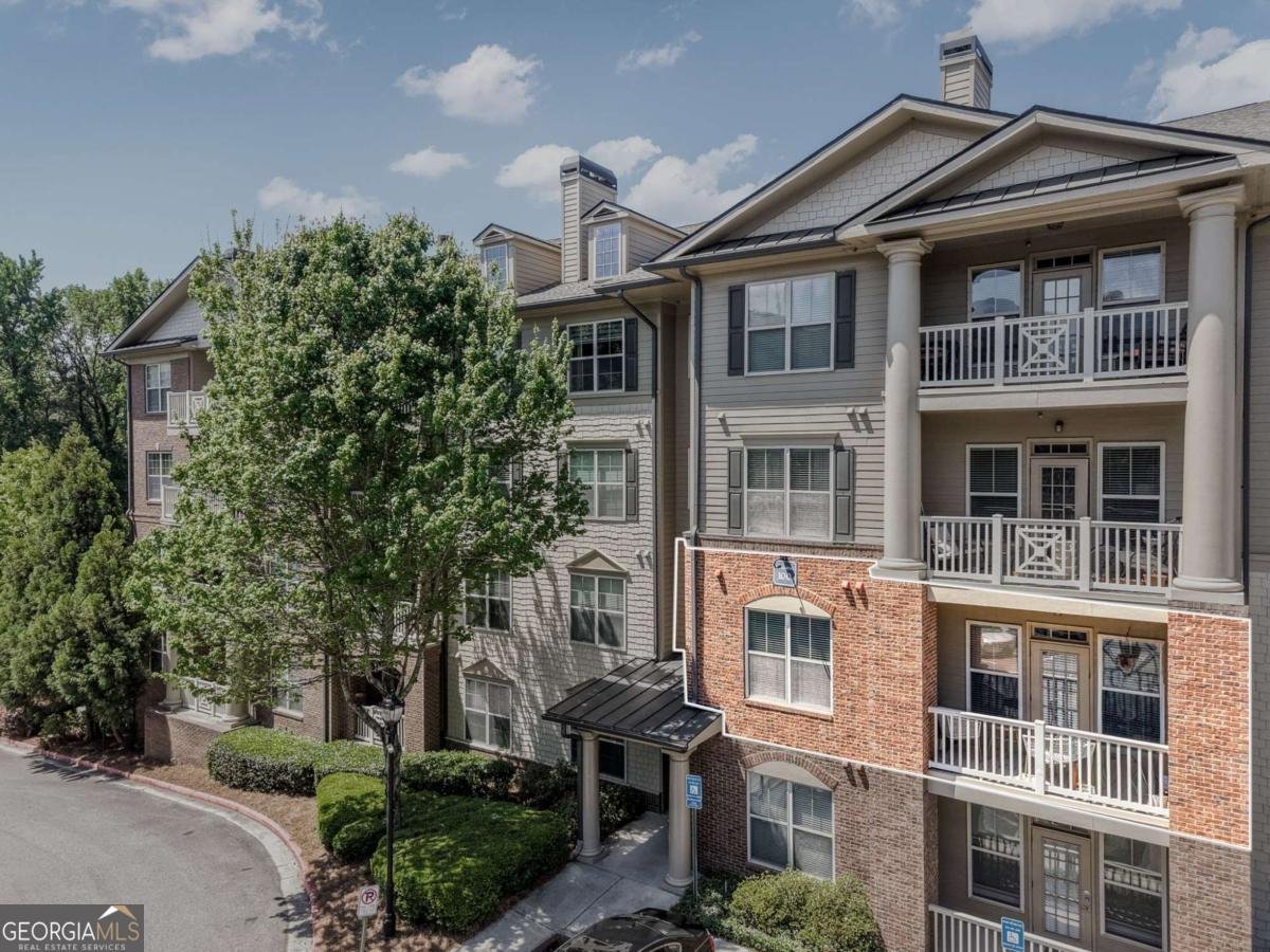 4805 Village Way Smyrna - Photo 9