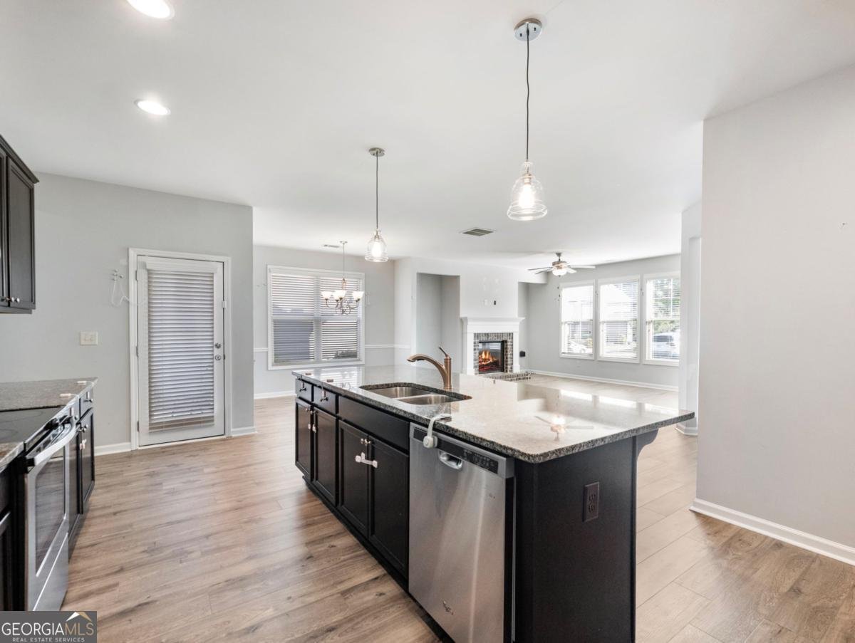 6026 Yacht Way Flowery Branch - Photo 10