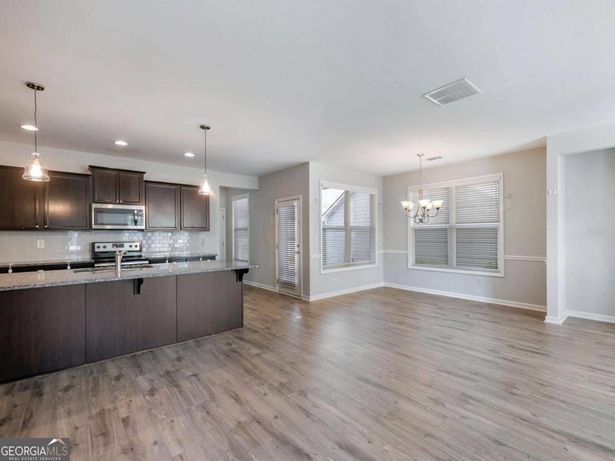 6026 Yacht Way Flowery Branch - Photo 13